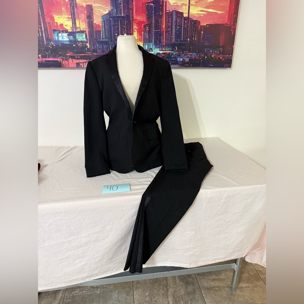 JF J.Ferrar Women's Matching Suit Set